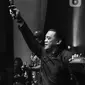 Penampilan Maestro musik campur sari Indonesia, Didi Kempot, pada konser "The Lord of Loro Ati" di kawasan SCBD, Jakarta, 6 Desember 2019 lalu. Didi Kempot, meninggal dunia Selasa (5/5/2020) pukul 07.45 WIB di Rumah Sakit (RS) Kasih Ibu Solo. (Liputan6.com/Herman Zakharia)