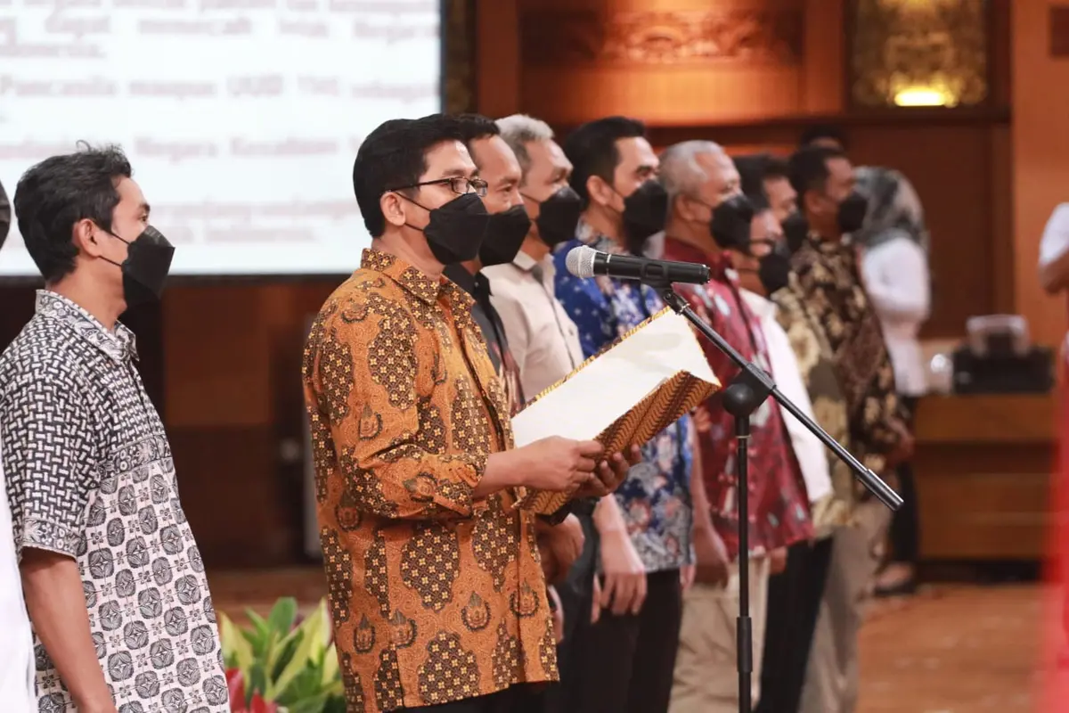 15 Anggota JI di Jatim ikrar setia NKRI. (Dian Kurniawan/Liputan6.com)