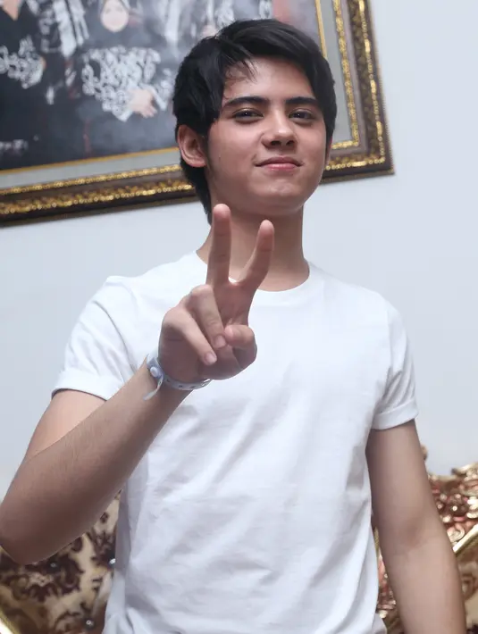 Keseriusannya bahkan ia tunjukkan pula dengan rencana menggelar konser di akhir tahun 2015 kali ini. Pada tanggal 26-27 Desember 2015, Ali akan menggelar konser di Surabaya bersama banyak musisi yang juga turut serta memeriahkan. (Andy Masela/Bintang.com)