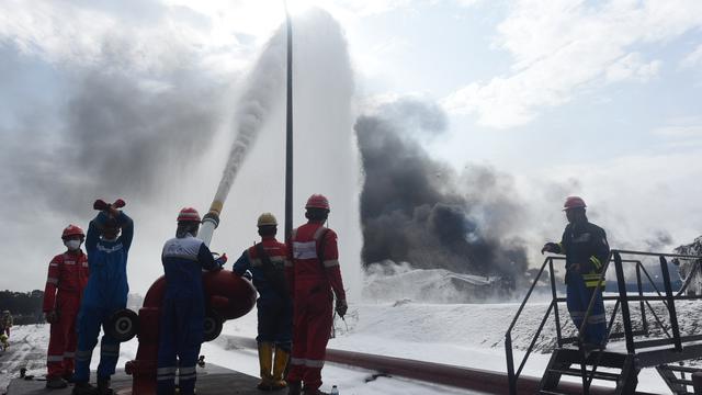 Kebakaran di Kilang Minyak Balongan