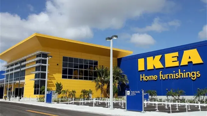 [Bintang] Toko IKEA di China Ngamuk!