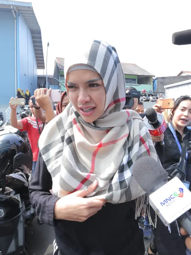 [Bintang] Nikita Mirzani