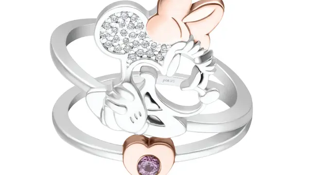 Motif Batik Mickey Mouse hingga Serum Berkarakter Villain Marvel Jadi Selebrasi 100 Tahun Disney