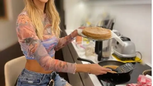 Model Slovakia Dianggap Terlalu Cantik, Sering Dihujat dan Disangkan Robot