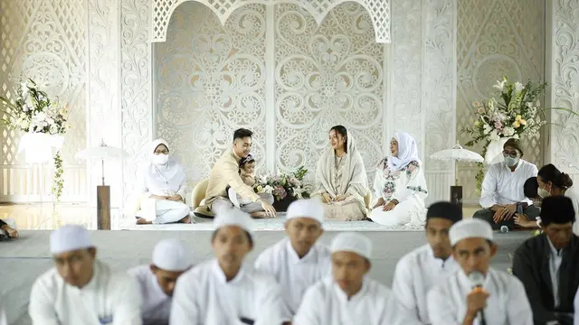 6 Momen Syukuran 4 Bulanan Kehamilan Siti Badriah, Berlangsung Khidmat