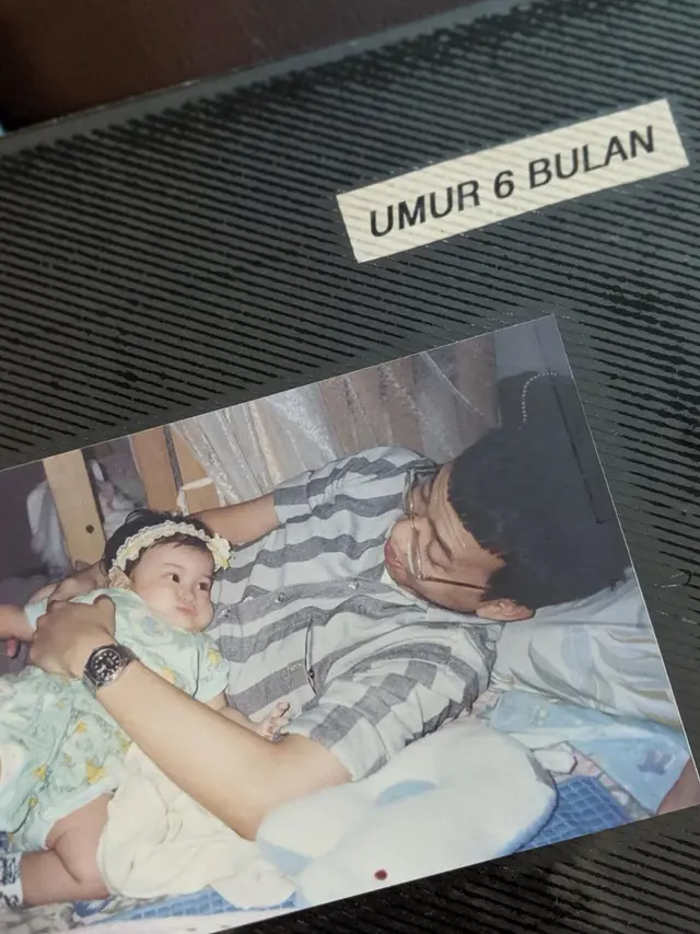 6 Potret Lucu Masa Kecil Anya Geraldine, Menggemaskan