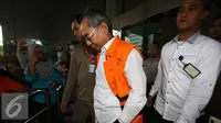 Anggota DPR RI tahun 2009 hingga 2014, Charles Jones Mesang (CJM) Usai menjalankan pemeriksaan sebagai saksi, Jakarta, Selasa (31/1). (Liputan6.com/Helmi Affandi)