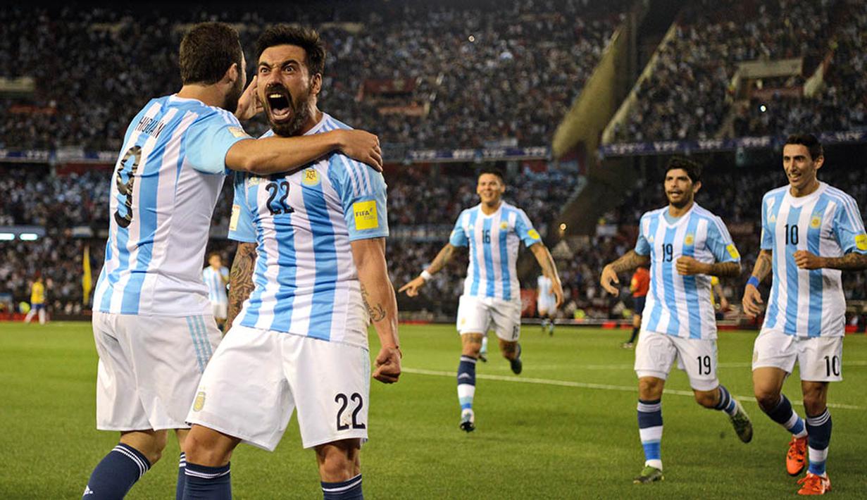 Namun Gonzalo Higuain masih belum memberikan gelar juara bagi Argentina. (AFP/Eitan Abramovich)