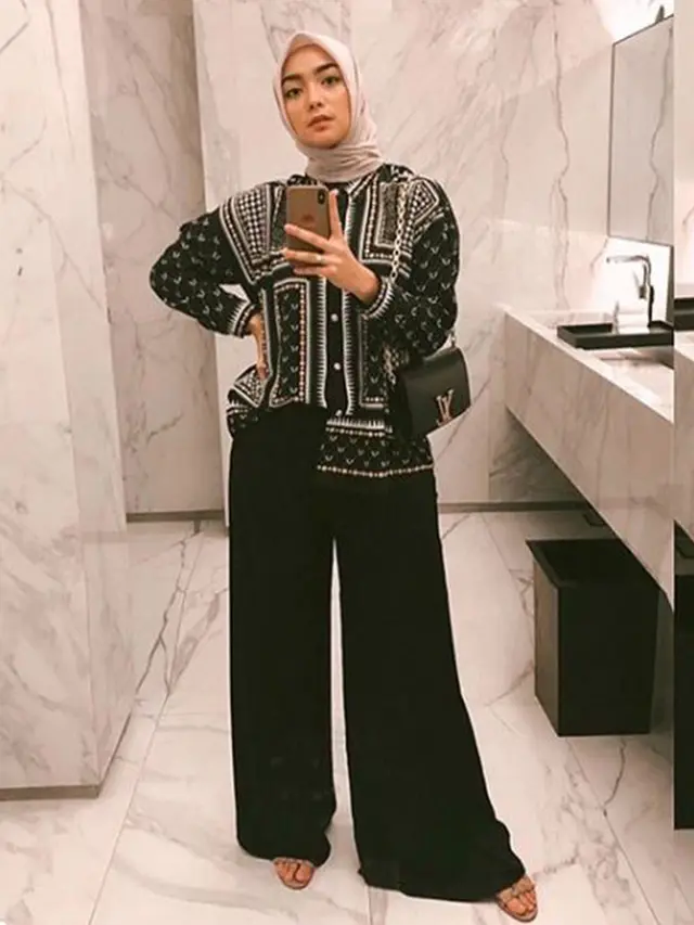 Gaya OOTD Citra Kirana yang Mantap Berhijab, Cantik dan Modis