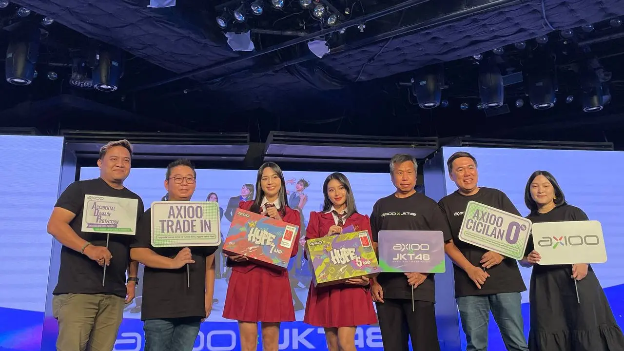 Axioo mengumumkan JKT48 sebagai brand ambassador.