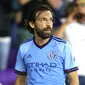 Andrea Pirlo memutuskan pensiun akhir tahun ini. (AFP /ALEX MENENDEZ / GETTY IMAGES NORTH AMERICA)