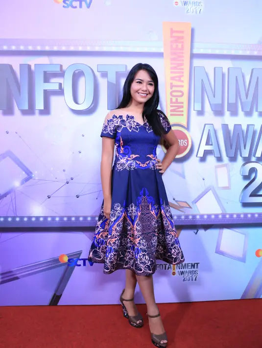 Meski usianya yang masih muda, Amanda Manopo tidak lantas hidup glamor dengan uang dari jerih payahnya selama di dunia hiburan. Ia tidak mau menghambur-hamburkan uang yang tidak ada manfaatnya. (Adrian Putra/Bintang.com)