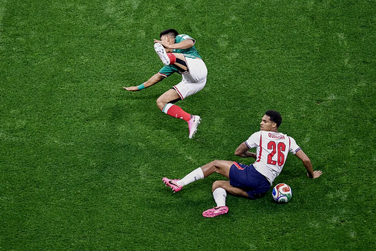 Bek Inggris Jarell Quansah