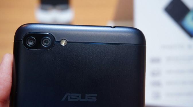 Hands On Asus Zenfone 4 Max Pro Jawara Baterai Berkamera Ganda Tekno Liputan6 Com
