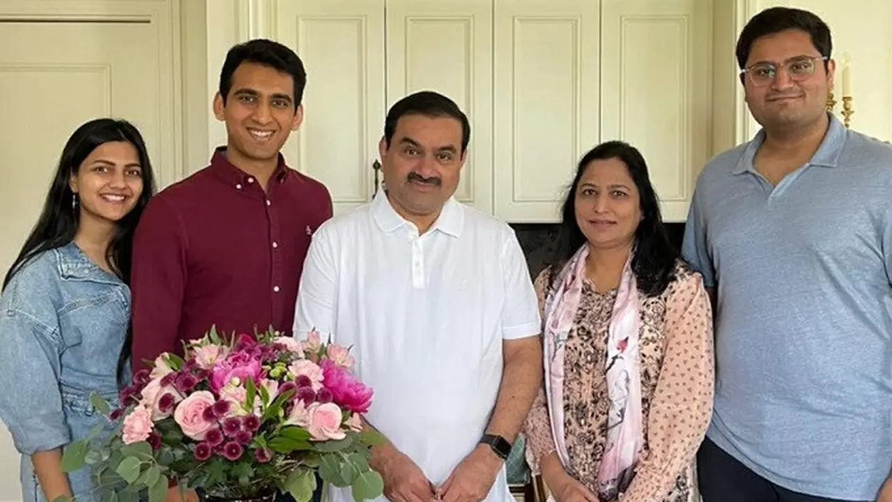 Gautam Adani Kembali Jadi Orang Terkaya di Asia