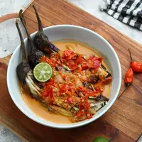 ilustrasi terong bakar kuah pedas/copyright by (Shutterstock)