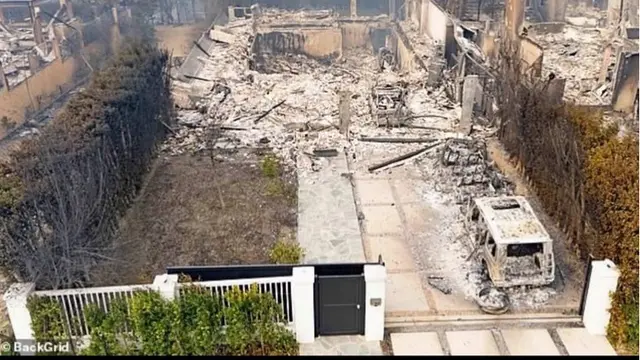 Rumah Miles Teller dan Keleigh Teller setelah kebakaran