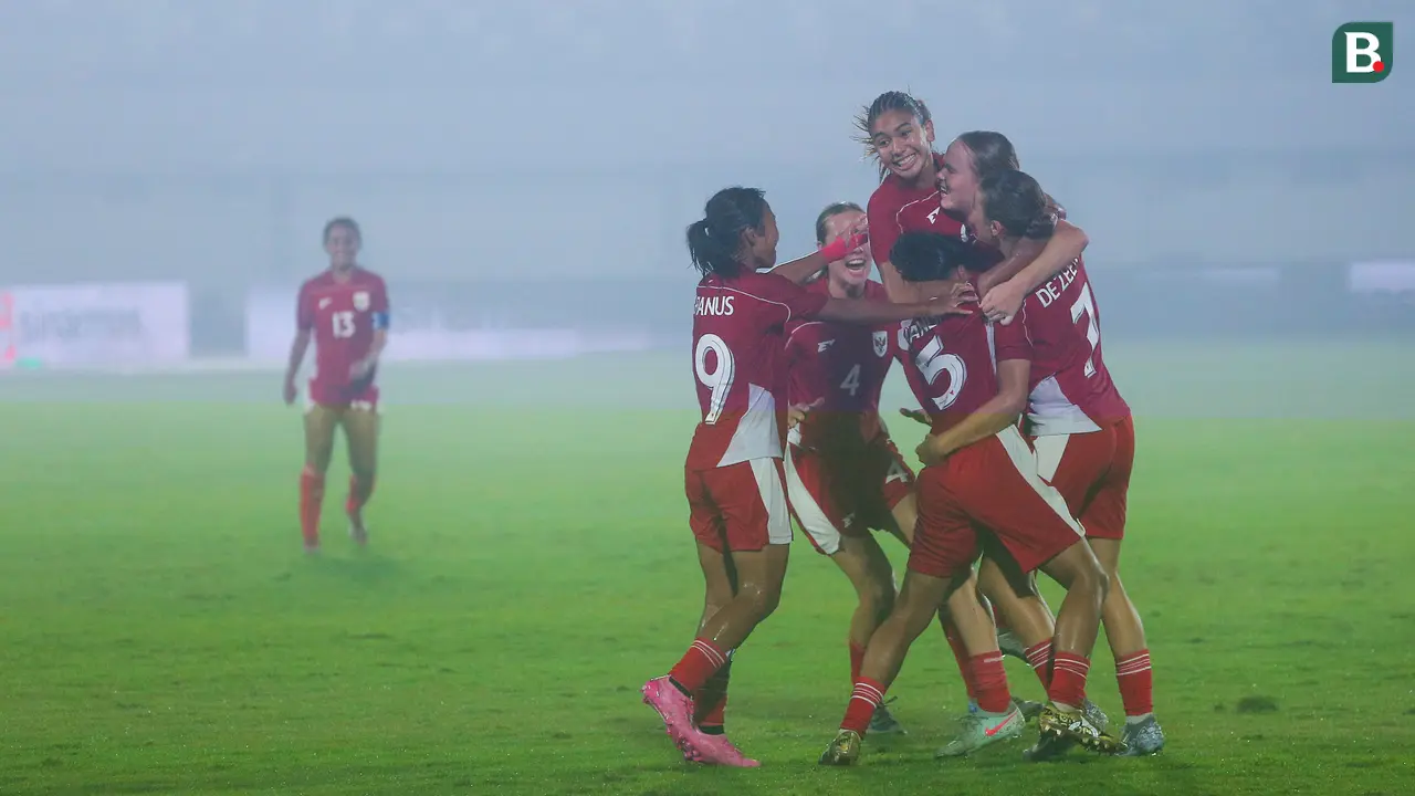 Foto: Isa Warps Tampil Spartan, Sang Pahlawan Kemenangan Timnas Indonesia Putri vs Kirgistan
