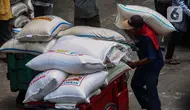 Sebelumnya, pada Selasa (16/4/2024) harga beras mengalami kenaikan bersamaan dengan harga pangan lainnya. (Liputan6.com/Angga Yuniar)