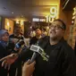 Calon Gubernur Banten Rano Karno memberi keterangan kepada awak media usai menghadiri  pemutaran perdana Film berjudul ‘The Last Barongsai’ di Jakarta, Jumat (20/1). (Liputan6.com/Faizal Fanani)