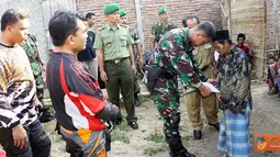 Citizen6, Kendal: Selain kegiatan baksos, TNI juga mengadakan acara operasi katarak gratis, bekerjasama dengan Balai Kesehatan Indra Masyarakat (BKIM), di Kecamatan Rowosari.(Pengirim: Aryo Widiyanto)