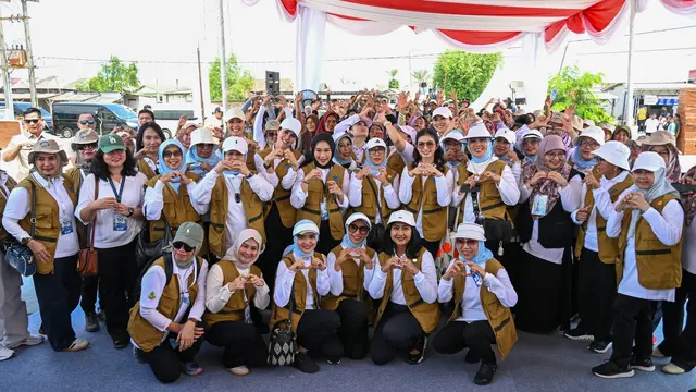 Aksi Bersih Mangrove Serentak di 8 Kota, Fatma Gus Ipul: Upaya Nyata untuk Tingkatkan Kesejahteraan Sosial