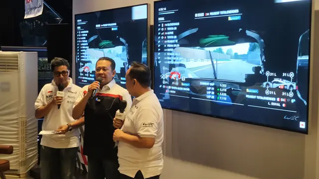 Bambang Soesatyo menyaksikan aksi Sean Gelael di Monza
