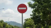 Kenali Tanda Dilarang Masuk dan Konsekuensi Hukumnya, Jangan Sampai Kena Tilang!