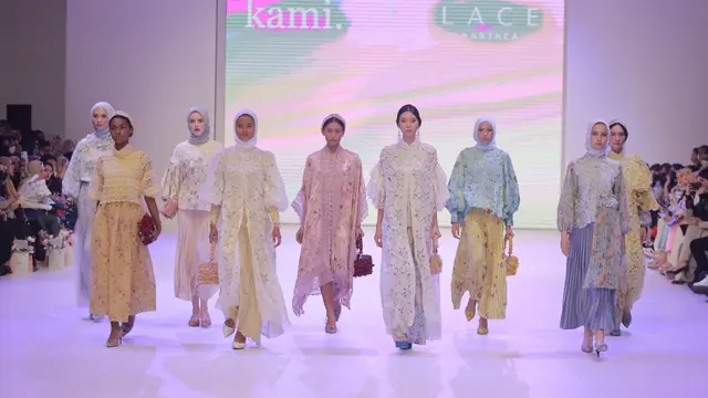 Koleksi A Garden Dream dari Nadya Karina di bawah naungan Kami. (Foto: Dok. Kami. Indonesia)