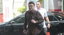 Menteri Dalam Negeri Tjahjo Kumolo mendatangi Gedung KPK, Jakarta, Kamis (22/8/2019). Kedatangannya untuk rapat lintas kementerian dan lembaga membahas pemanfaatan Nomor Induk Kependudukan (NIK) untuk perbaikan basis data pemberian bantuan sosial (Bansos). (merdeka/com/Dwi Narwoko)