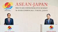 Jokowi memimpin agenda 4 Konferensi Tingkat Tinggi (KTT) Perayaan 50 Tahun Hubungan Persahabatan dan Kerjasama ASEAN-Jepang yang digelar di Hotel The Okura, Tokyo, pada Minggu (17/12/2023). (Foto: Liputan6/Fachrur Rozie)