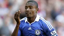 Penyerang Chelsea, Salomon Kalou gembira setelah mencetak gol dalam lanjutan Liga Premier antara Sunderland dan Chelsea di Stadium of Light, Sunderland, 24 Mei 2009. AFP PHOTO/GRAHAM STUART