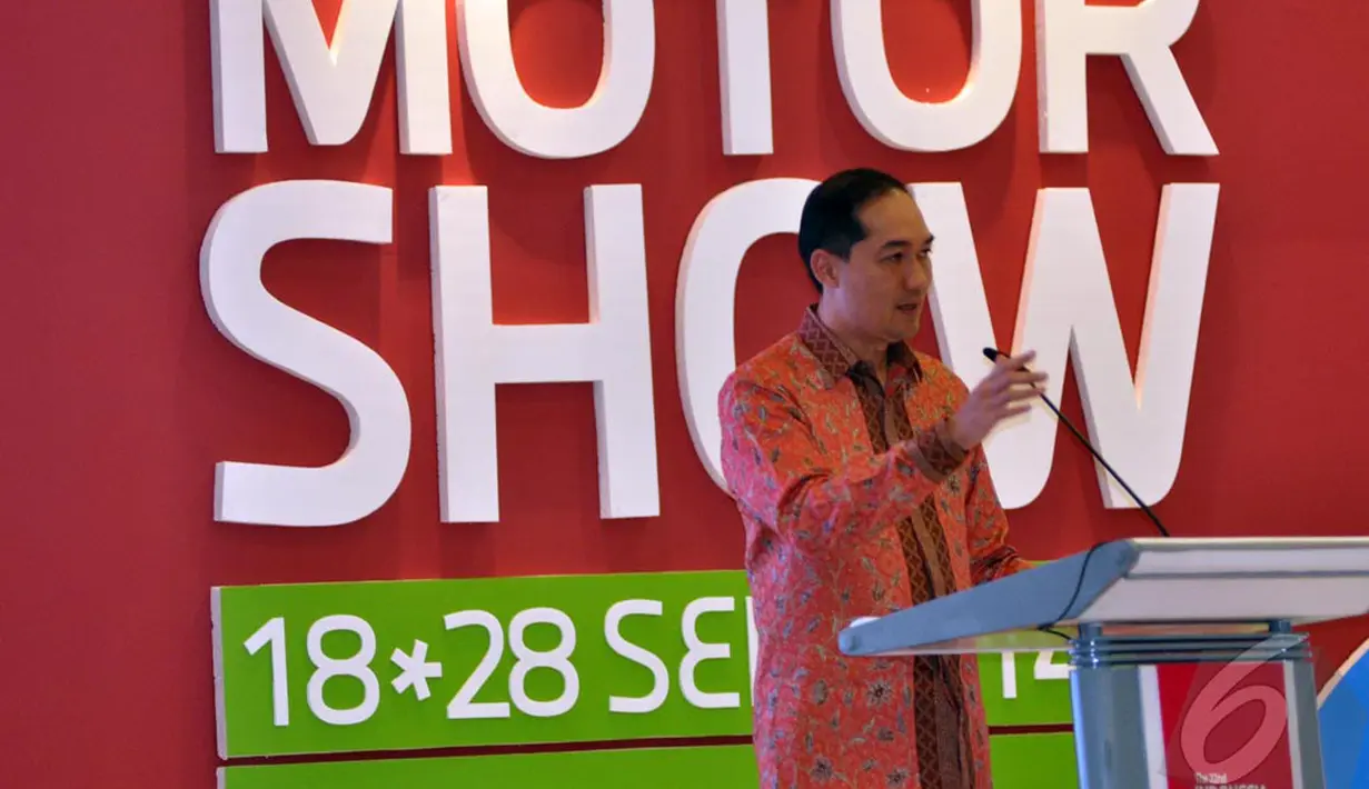 Mendag Muhammad Lutfi berharap dengan adanya pameran ini Indonesia bisa menjadi tuan rumah dalam industri otomotif di negeri sendiri dan mengalahkan industri otomotif Thailand, Jakarta, Kamis (18/9/2014) (Liputan6.com/Miftahul Hayat)