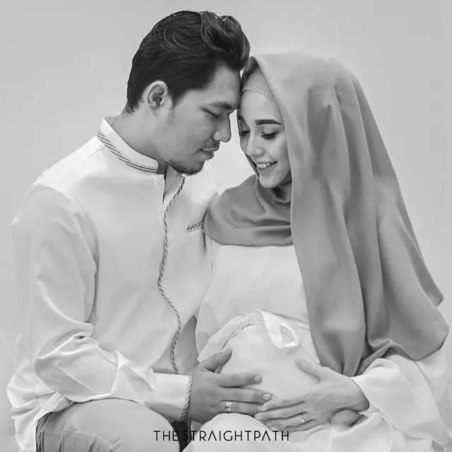 Jadi Mualaf Ini 6 Potret Monica Imas, Istri Rizal Armada yang Berhijab