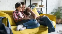 8 Tips Ampuh Agar Anak Tak Mudah Dipengaruhi Teman, Orang Tua Wajib Tahu