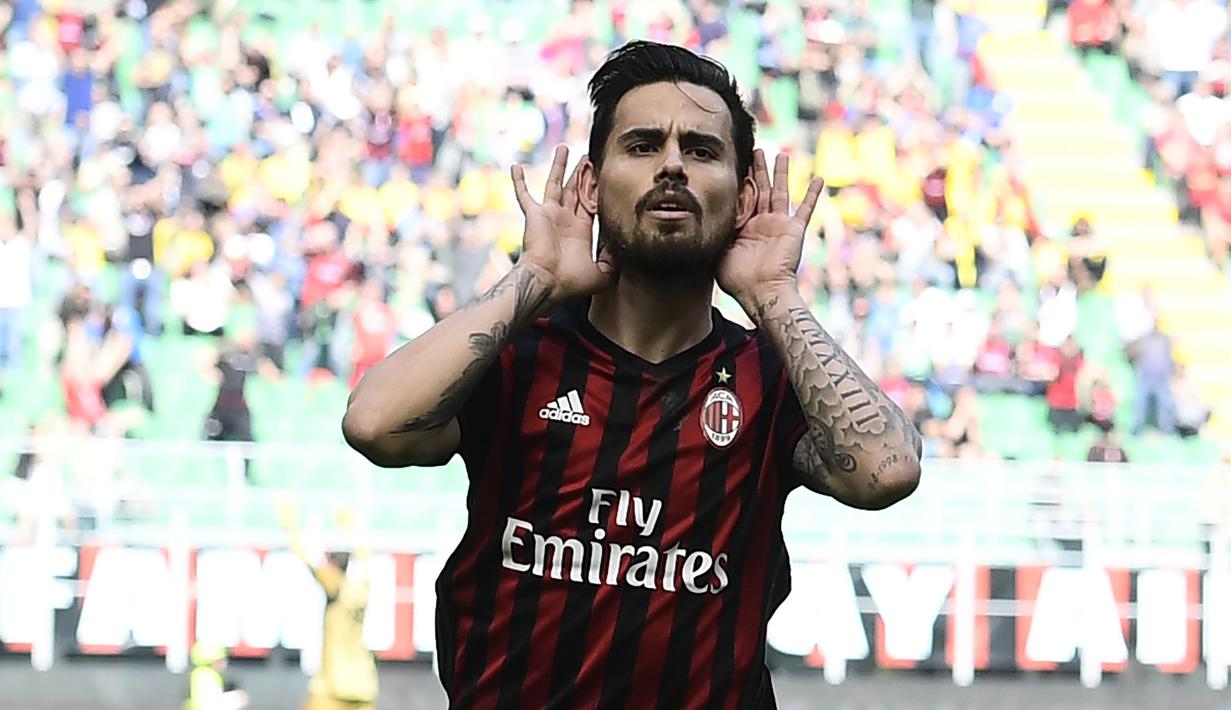 6. Suso - Satu sosok yang menjadikan AC Milan Bangkit dikancah domestik. Namun di timnas Spanyol, Suso masih kesulitan masuk ke skuad timnas Spanyol dikarenakan tidak dibutuhkannya Suso di skema Lopetegui. (AFP/Miguel Medina)
