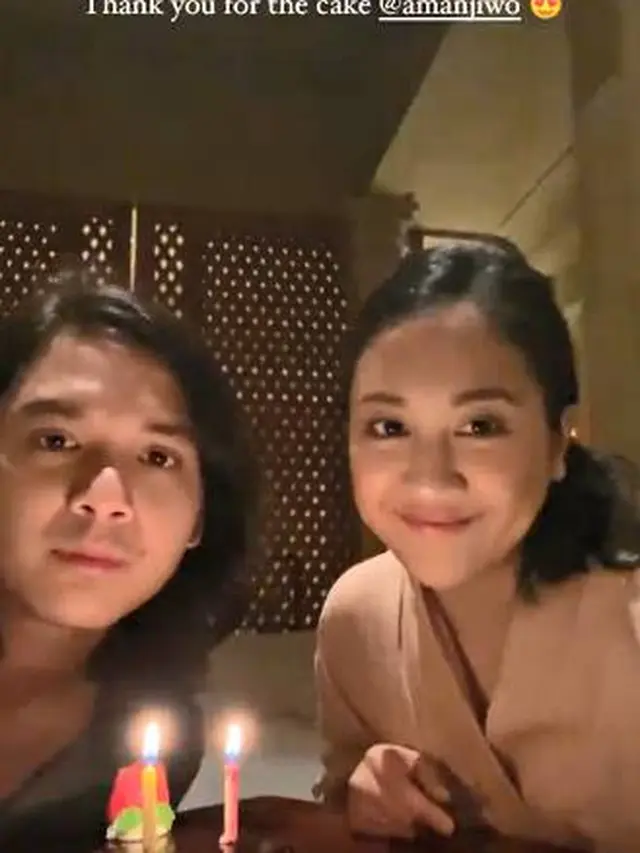 Setahun Menikah, Ini 6 Momen Liburan Sherina dan Suami Rayakan Anniversary