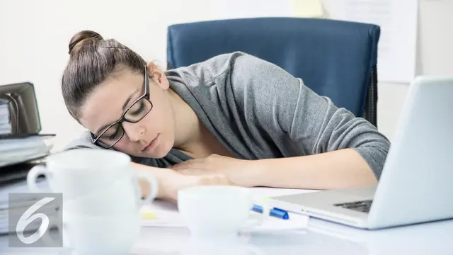 Tips Atasi Kantuk Saat Puasa