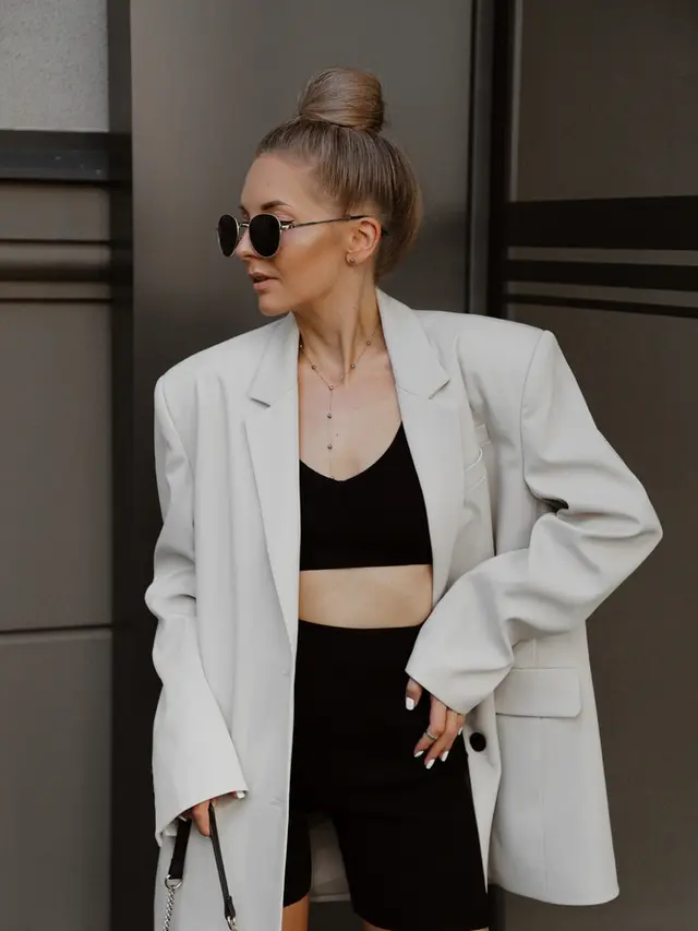 Ide Mix and Match Biker Shorts, Jadi Outfit Keren yang Bikin Penampilan Kece