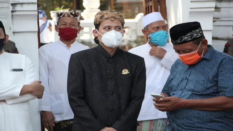 Luqman Zulkaedin Penerus Tahta Sultan Sepuh ke XV Keraton Kasepuhan Cirebon