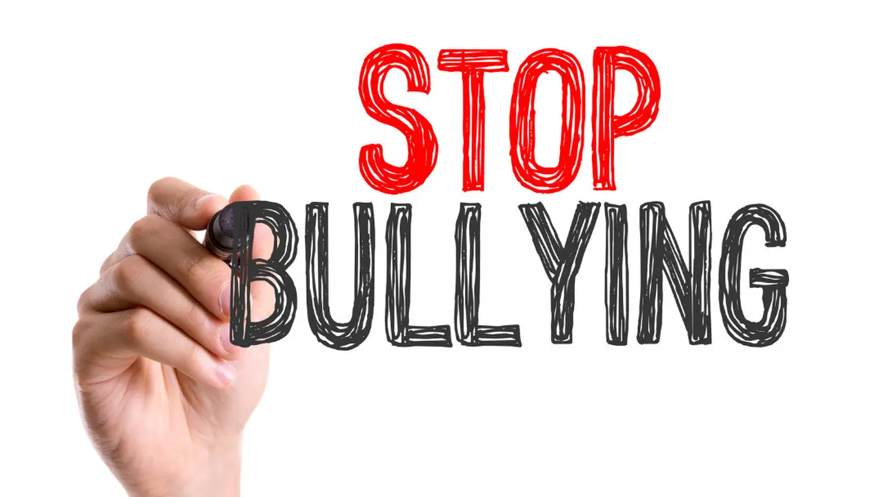 Bullying di KPI