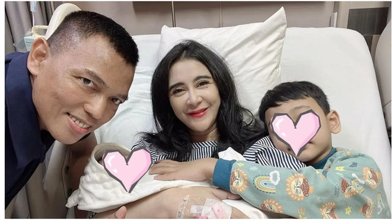 5 Potret Uut Permatasari Momong Buah Hati Kedua yang Baru Lahir