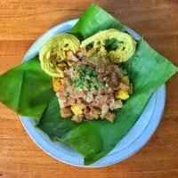 Ilustrasi nasi lengko./Copyright shutterstock.com/g/willylesmana