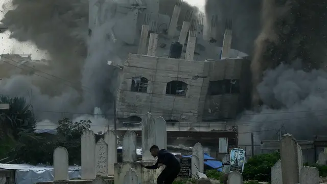 Serangan Udara Israel Hantam Gedung Tiga Lantai di Zeitoun Gaza