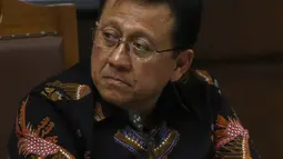 Mantan Ketua DPD Irman Gusman saat sidang pendahuluan di Pengadilan Tipikor Jakarta, Rabu (10/10). Sidang perdana ini beragendakan pembacaan alasan-alasan Irman mengajukan peninjauan kembali (PK). (Liputan6.com/Herman Zakharia)