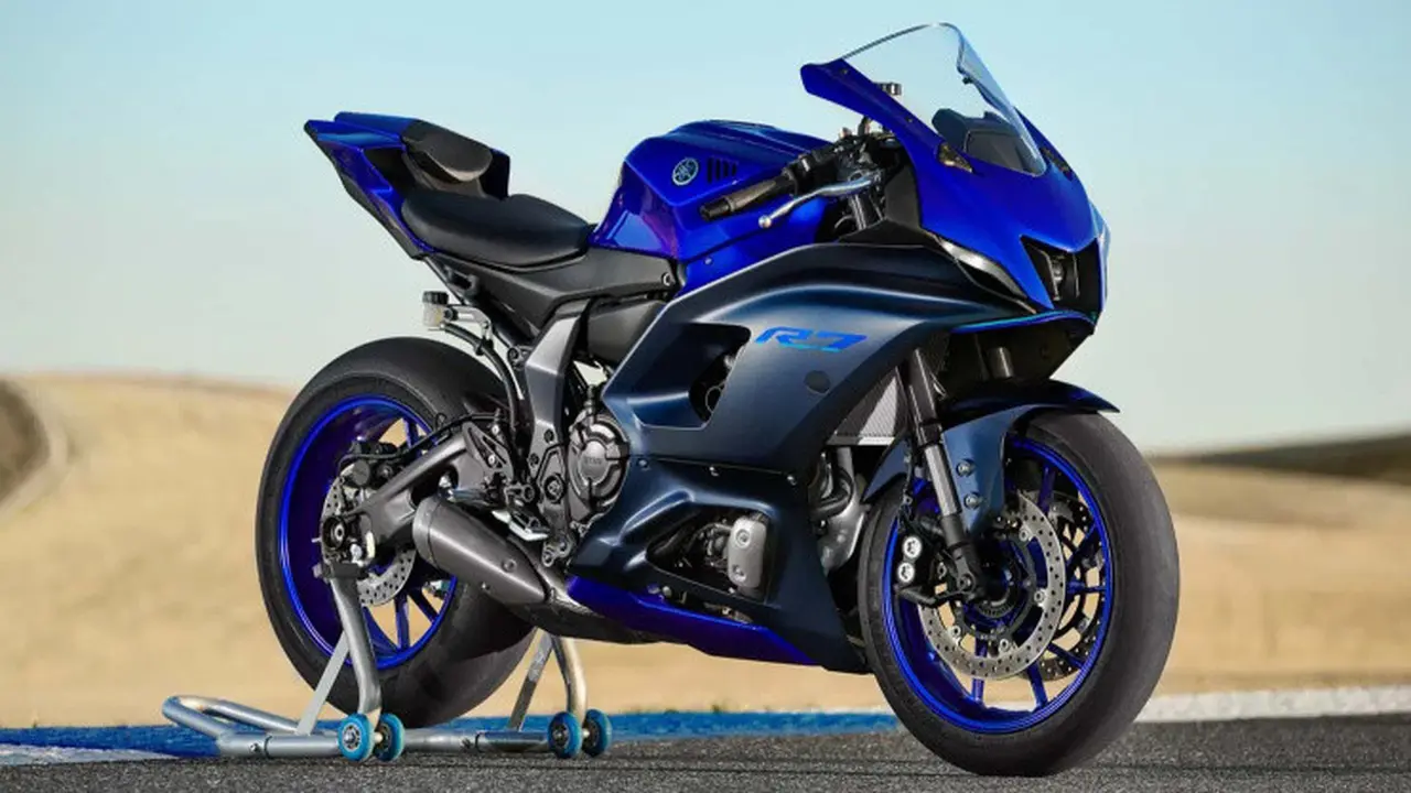 Yamaha R1 salah satu masterpiece dari pabrikan Yamaha untuk segmen superbike