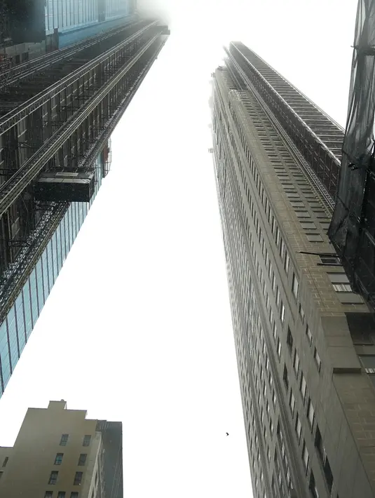 Sebuah apartemen di  220 Central Park South, New York pada 24 Januari 2019. Apartemen yang menempati beberapa lantai di bagian atas sebuah menara itu menjadi hunian yang dijual dengan harga termahal di Amerika Serikat. (TIMOTHY A. CLARY/AFP)