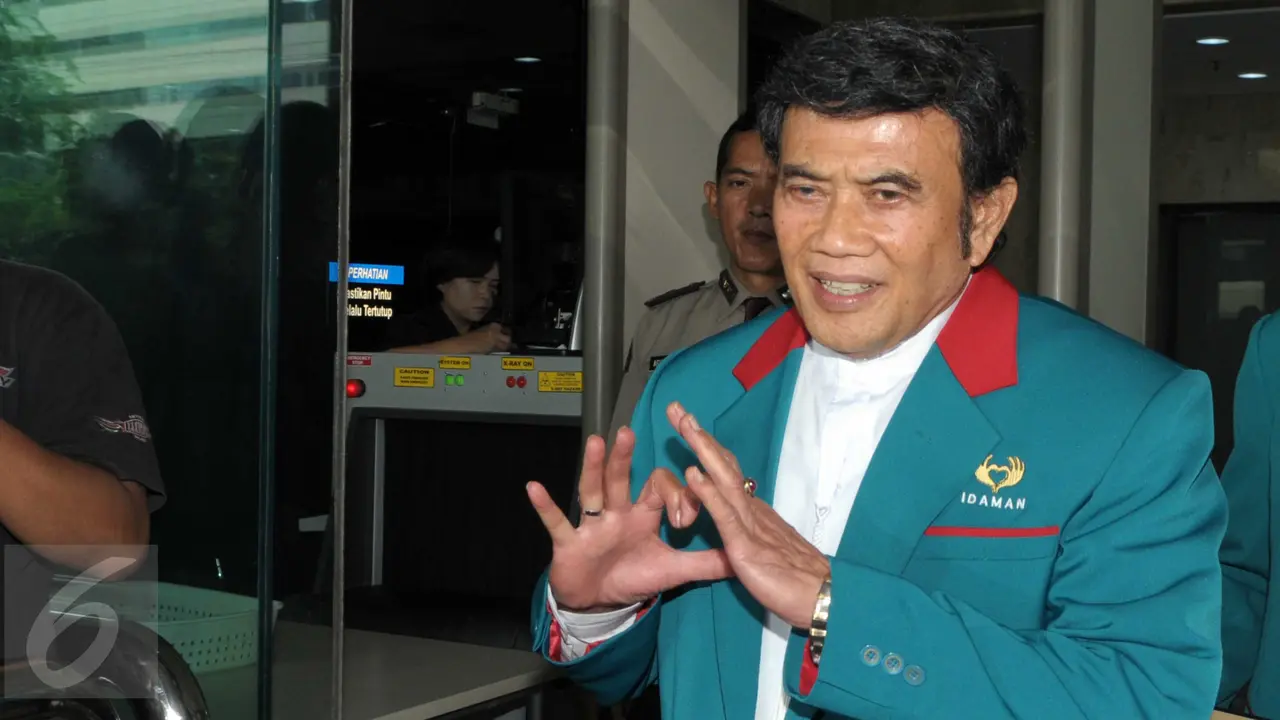 20160303-Rhoma Irama Beri dukungan ke kpk-Jakarta