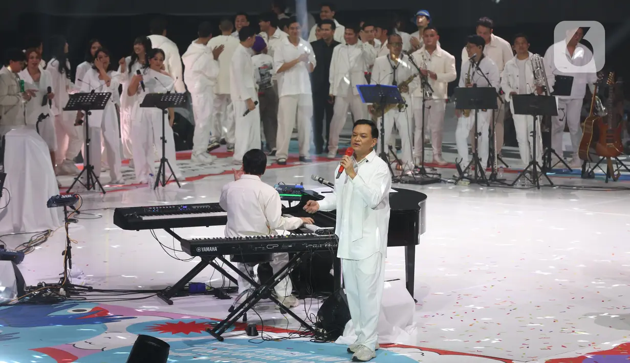 Dilanjutkan dengan sejumlah hits andalan, seperti “Katakan Saja,” “Cinta Sendiri,” “Cinta Sudah Lewat,” “Cerita Cinta. (Liputan6.com/Helmi Fithriansyah)