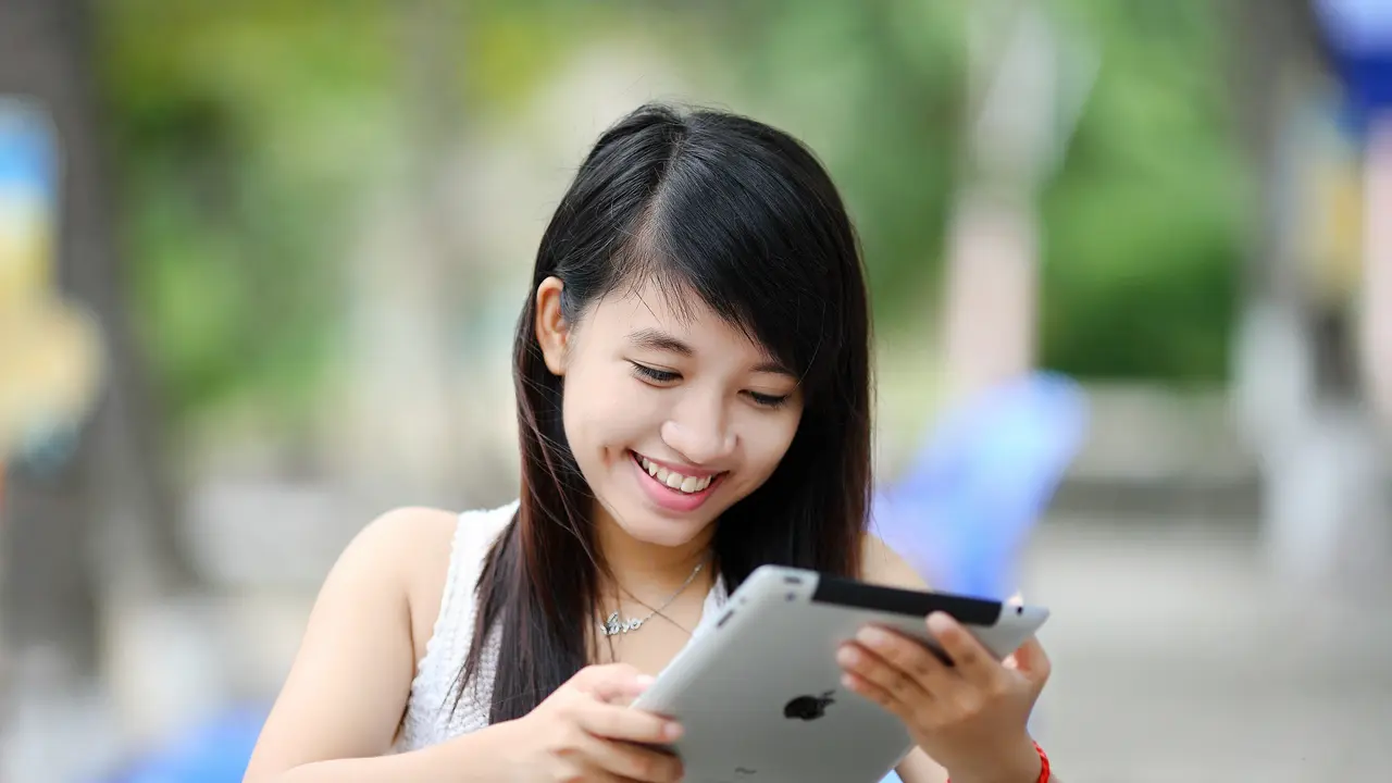 Membaca Wattpad